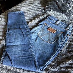 Women’s Wrangler Jeans